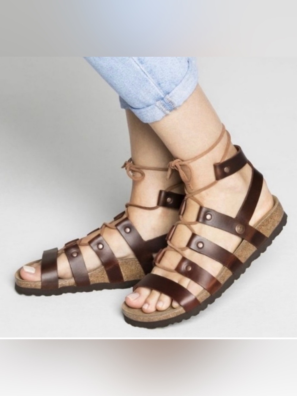 Like New! Birkenstock Papillio Cleo
Gladiator Sandals - Size 40 (W9-9.5)